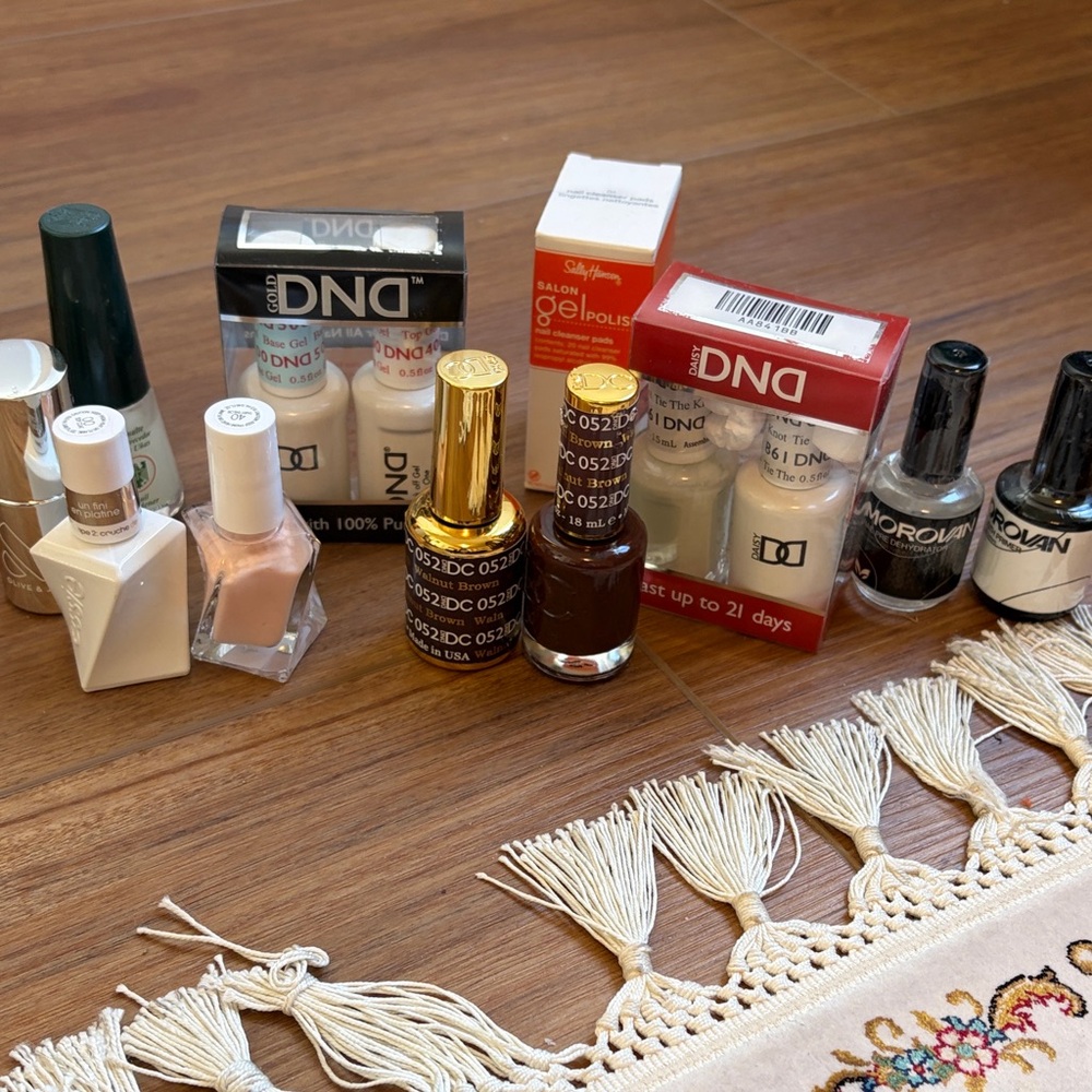 Assorted Nail Polish Set